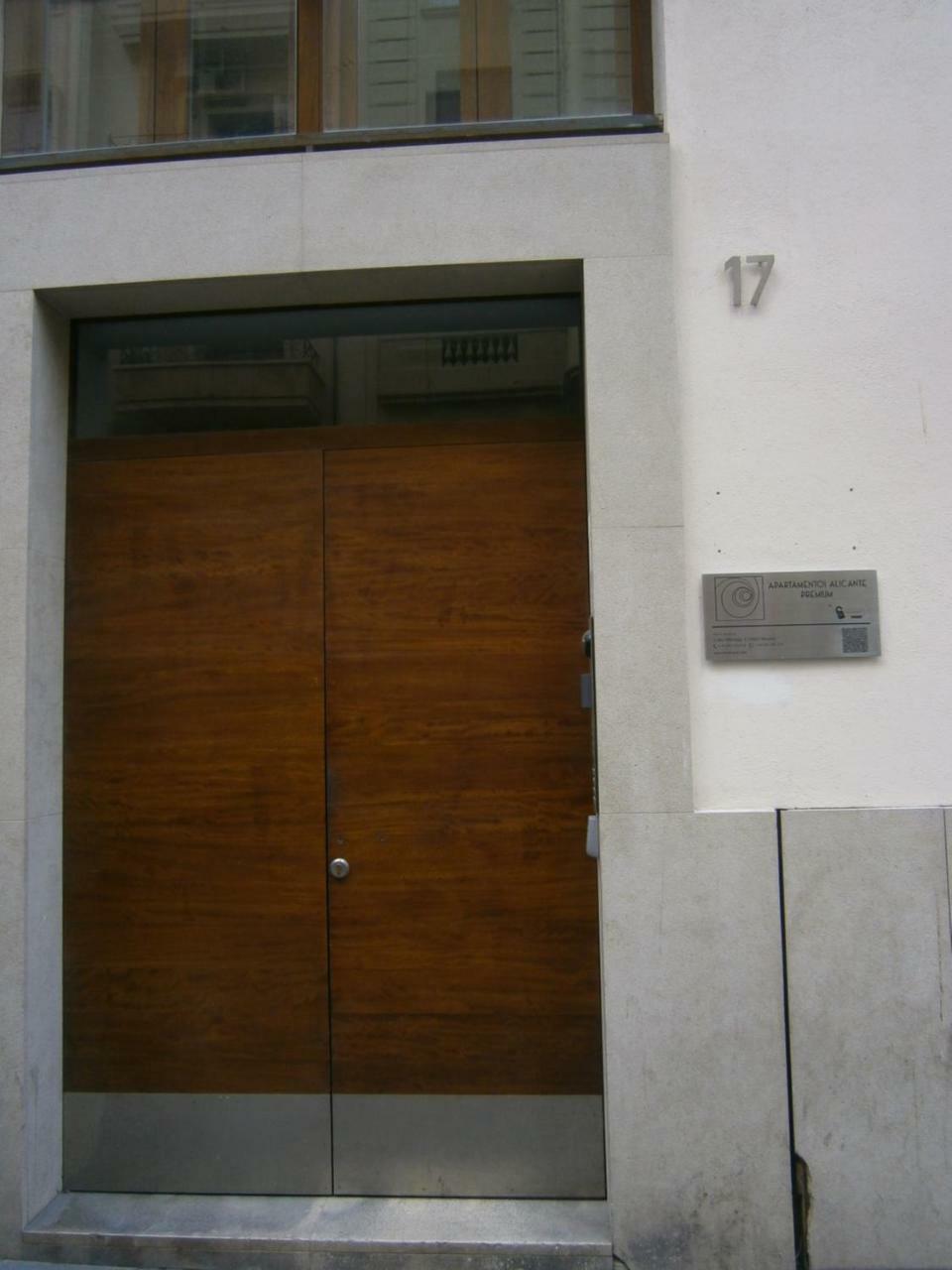 Centro By Renthas Apartment