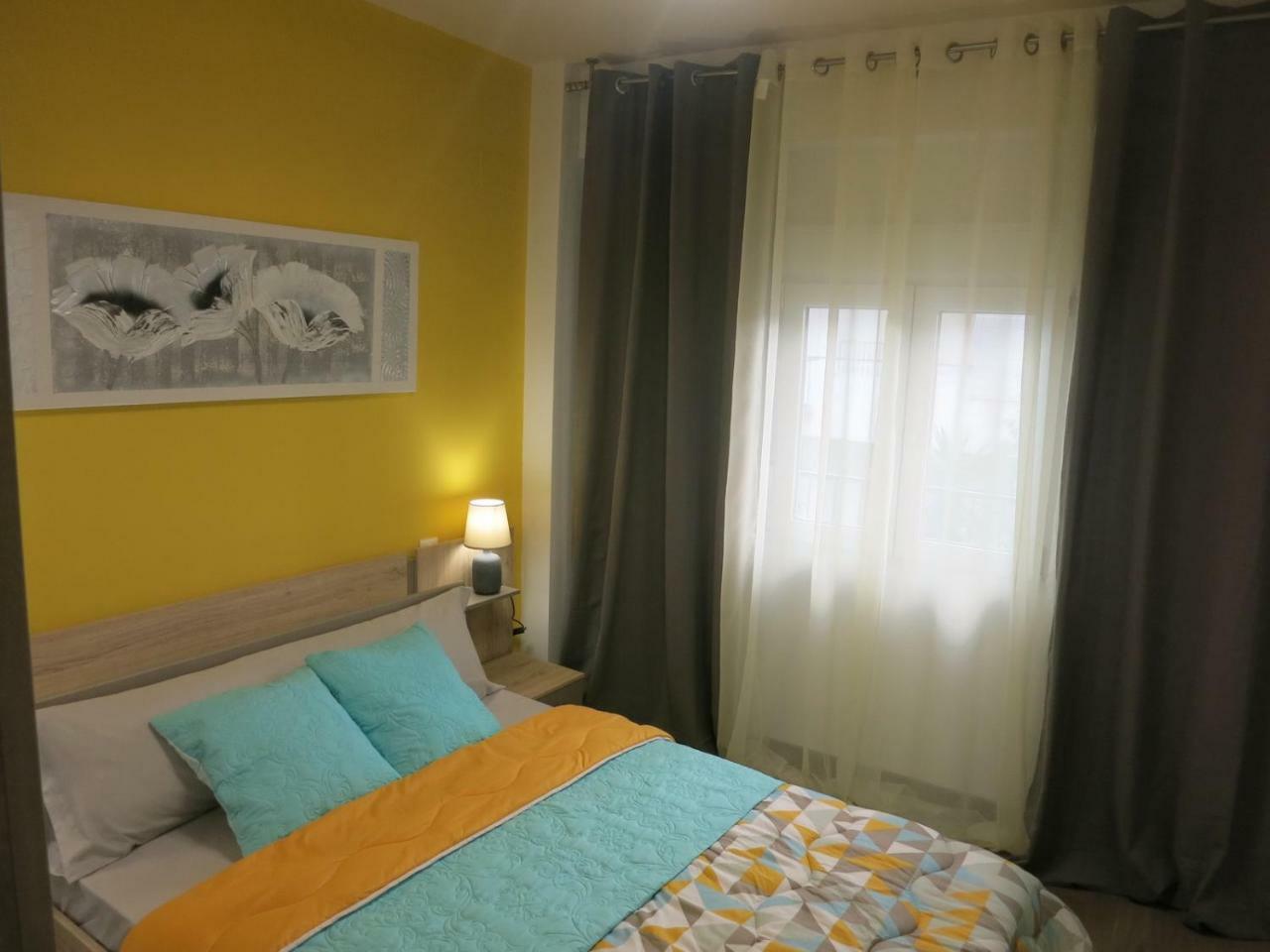 Apartamento Torregrosa Huoneisto