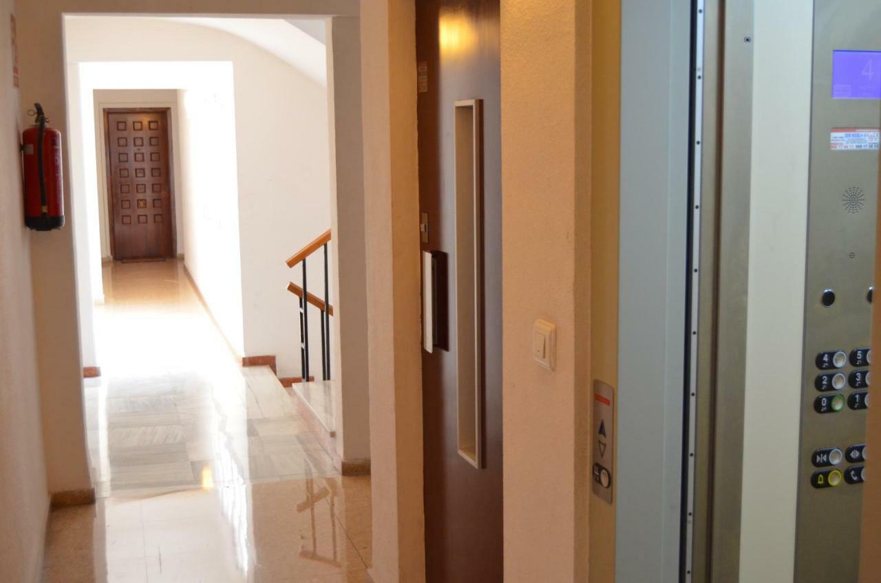 Apartamento Calle San Jose Centro Apartment *