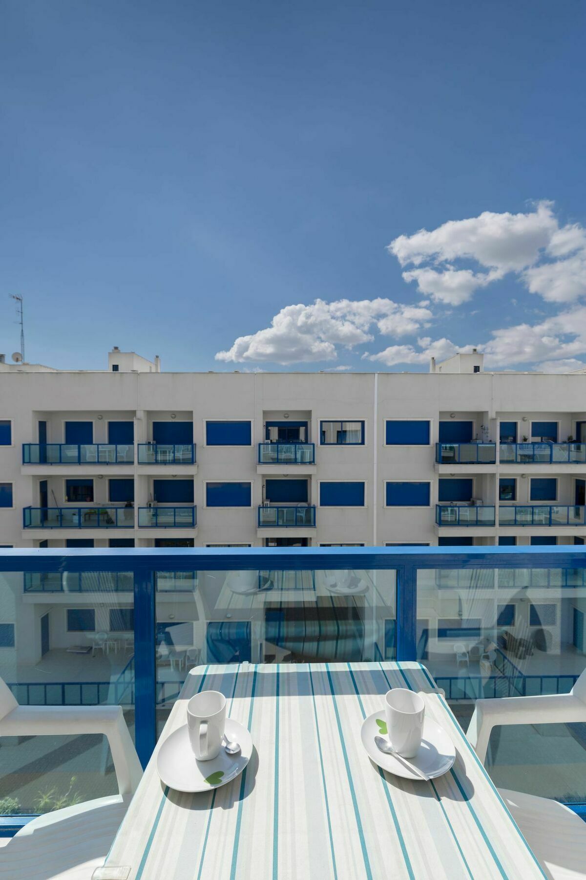 Hills Aparthotel Alicante
