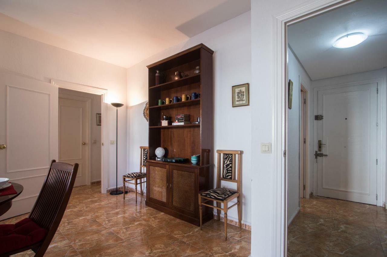 Apartment And Side