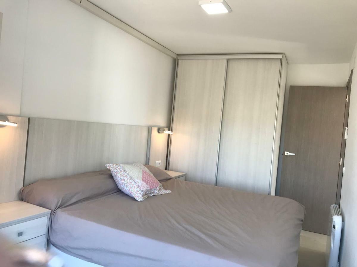 First Line Apartamento *