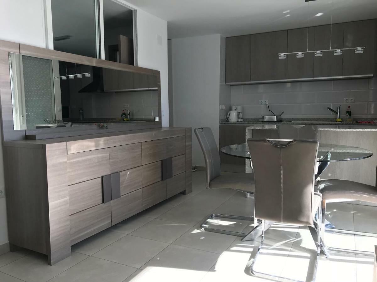 Apartamento First Line Alicante