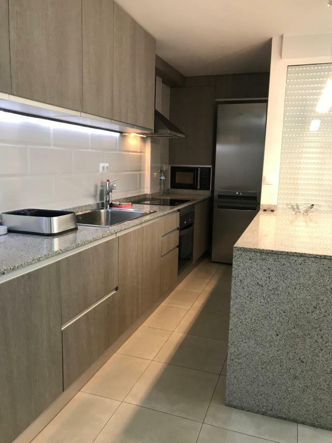 First Line Apartamento *