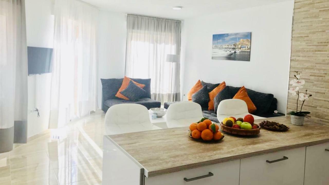 Boutique By The Sea Huoneisto