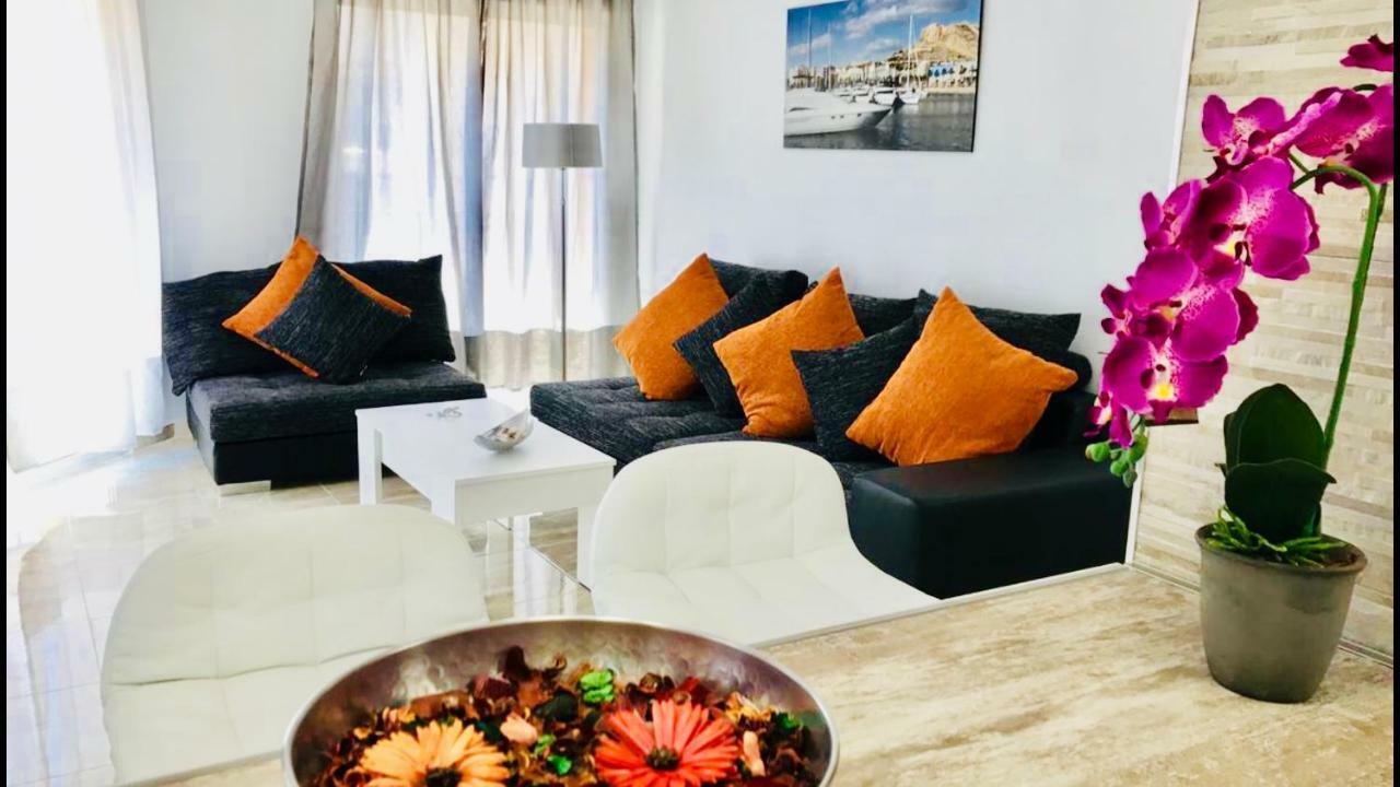 Boutique By The Sea Huoneisto Alicante