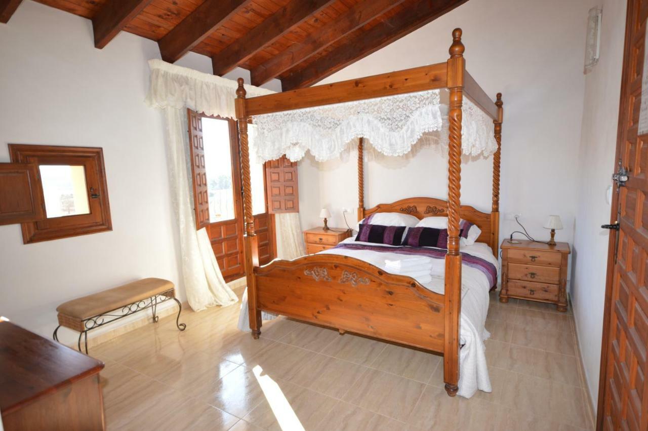 Luxury Large Country Manor House *