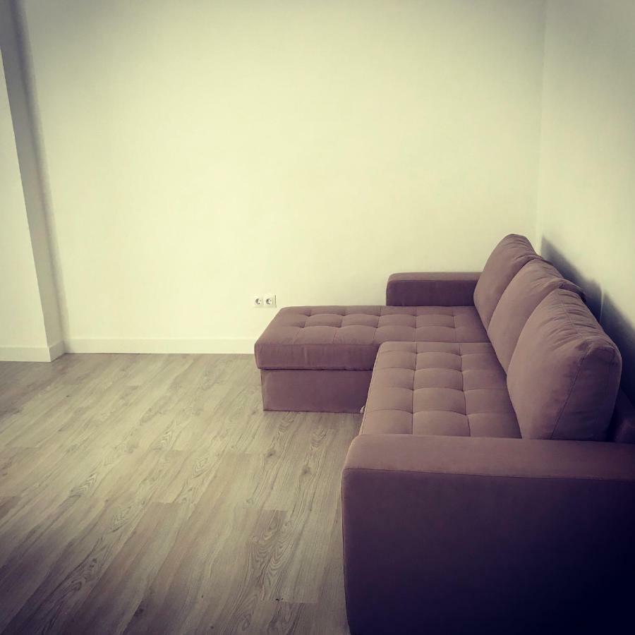 Alona Apartment *