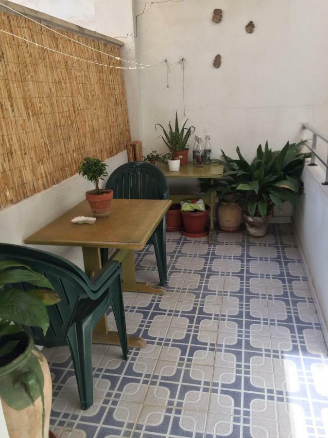 Centrico Castillo S. Barbara Apartment