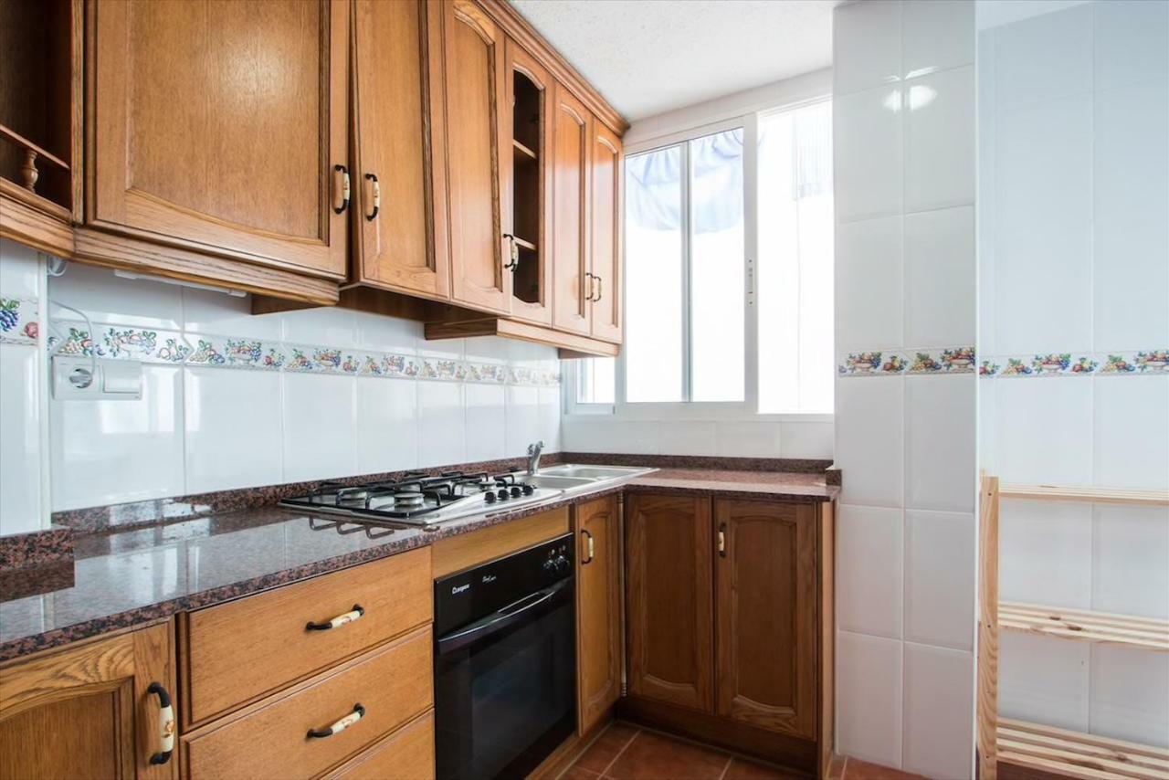 Lovely, New, Bright 3 Mins To 105 Sq Meters * Alicante