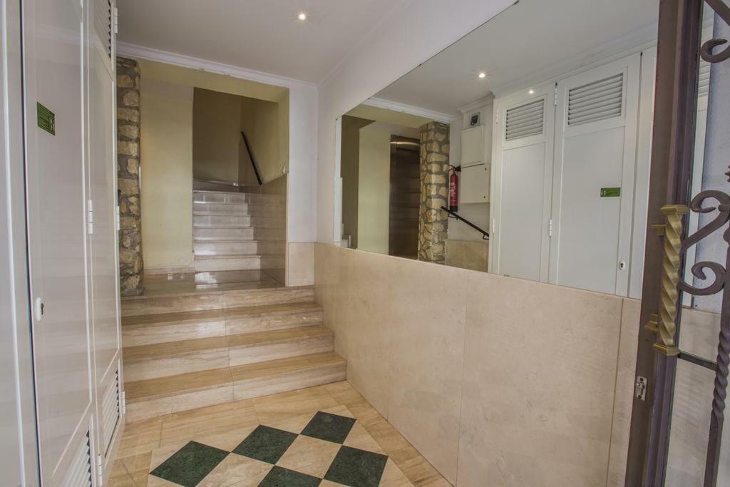 Skyline Penthouse Apartamento
