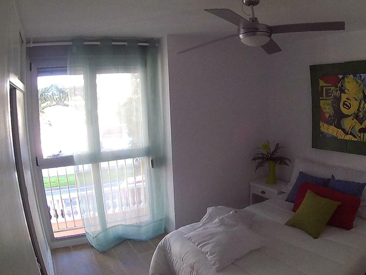 By The Sea Apartment *