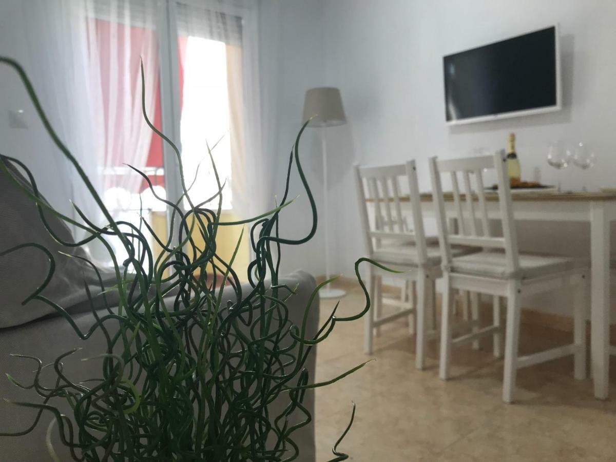 Amiga Apartamento *