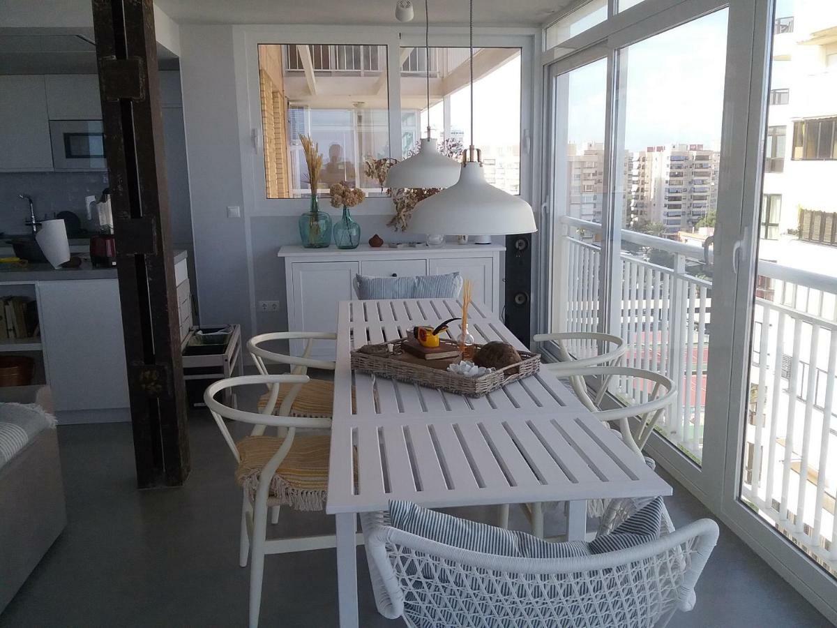 Huoneisto Precioso Apartamento En Frente De La Playa Alicante