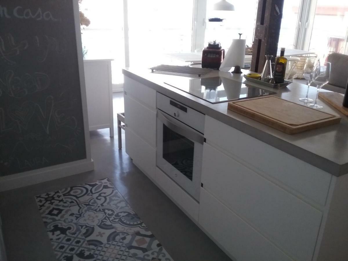Huoneisto Precioso Apartamento En Frente De La Playa Alicante