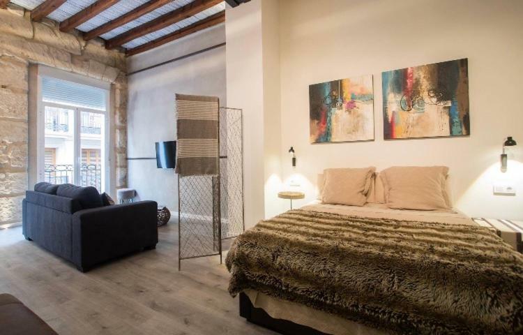 Beautiful Loft In Old Town Alicante