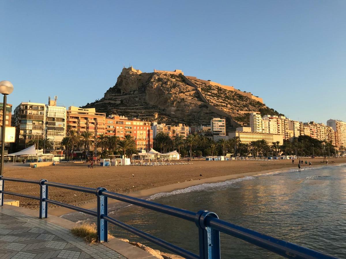Piso En Primera Linea De Playa Del Postiguet Appartement