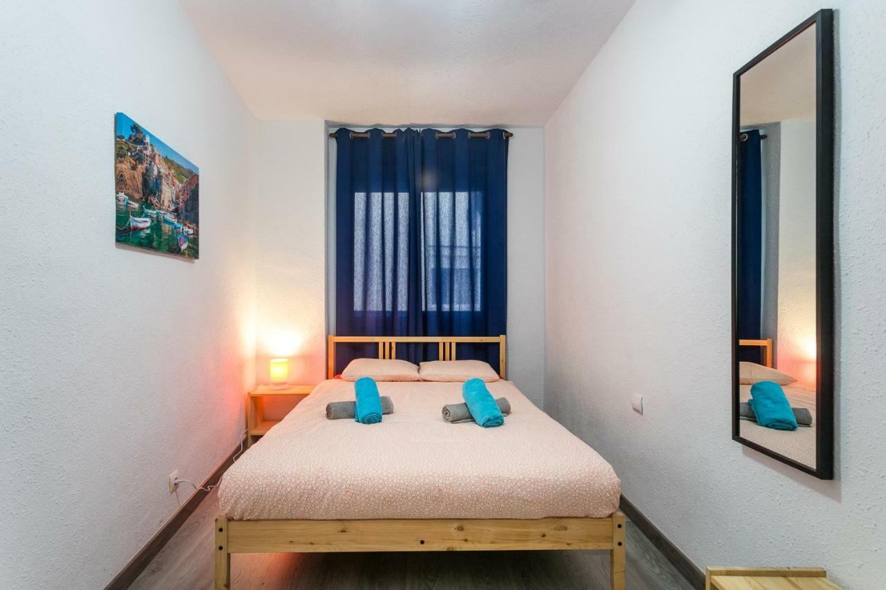 Lovely, New, Bright 3 Mins To 105 Sq Meters Apartment
