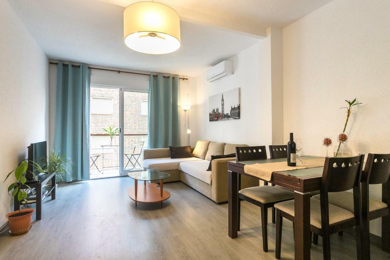 Lovely, New, Bright 3 Mins To 105 Sq Meters * Alicante