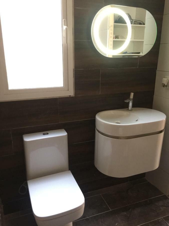 Piso Moderno En Casco Antiguo Proximo A La Playa Apartamento *