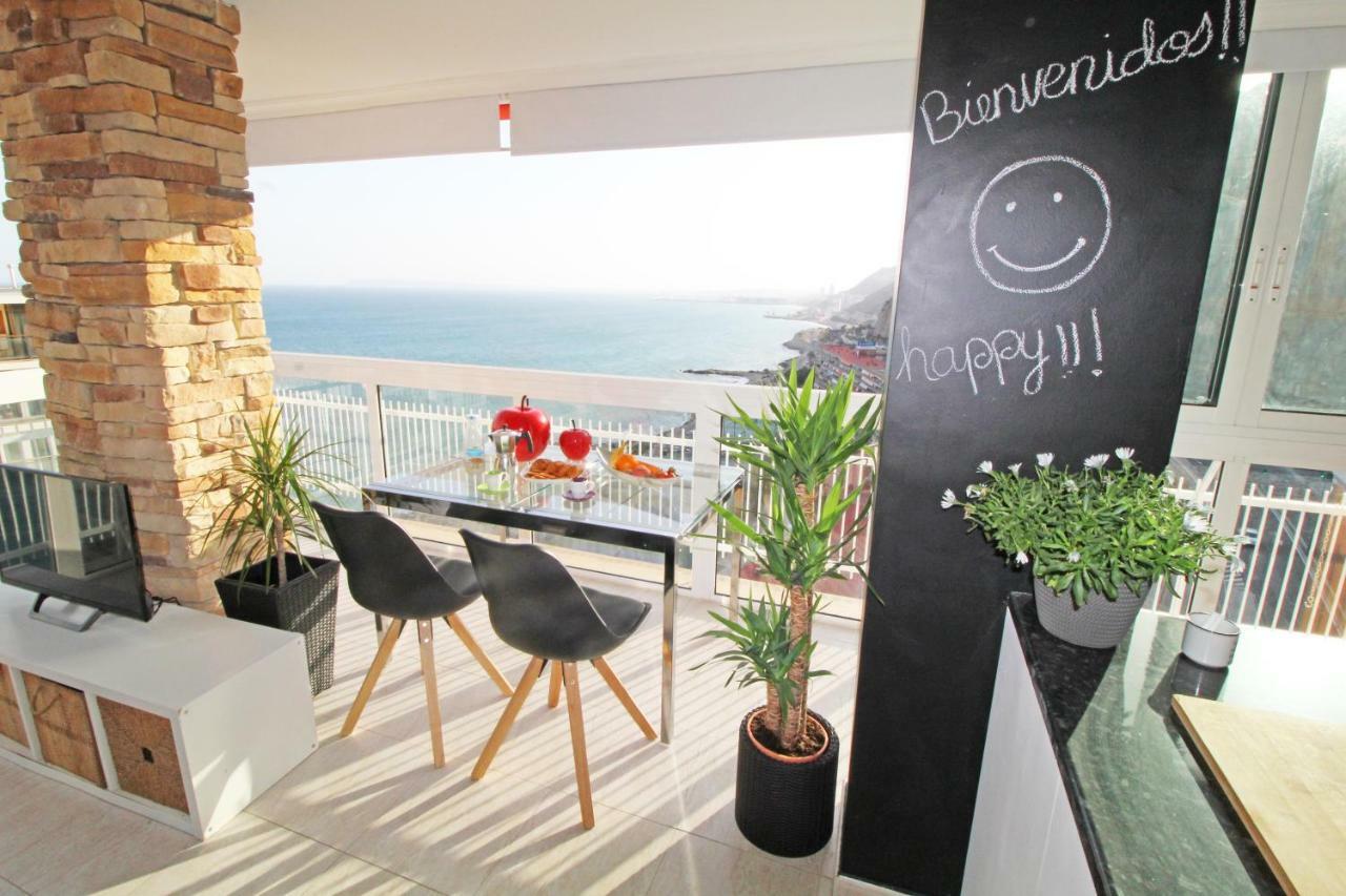 Vistas Al Mar. Gran Salon. Playa A 1 Minuto. Wifi *