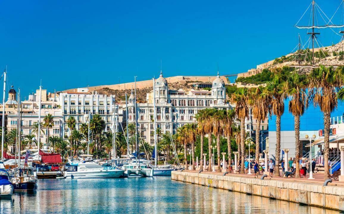 Mercado * Alicante