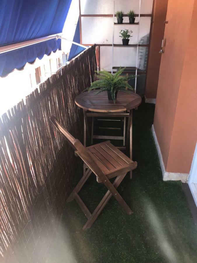 Apartamento Espacioso, Luminoso, Coqueto, Muy Centrico Y Totalmente Reformado En 2024 *