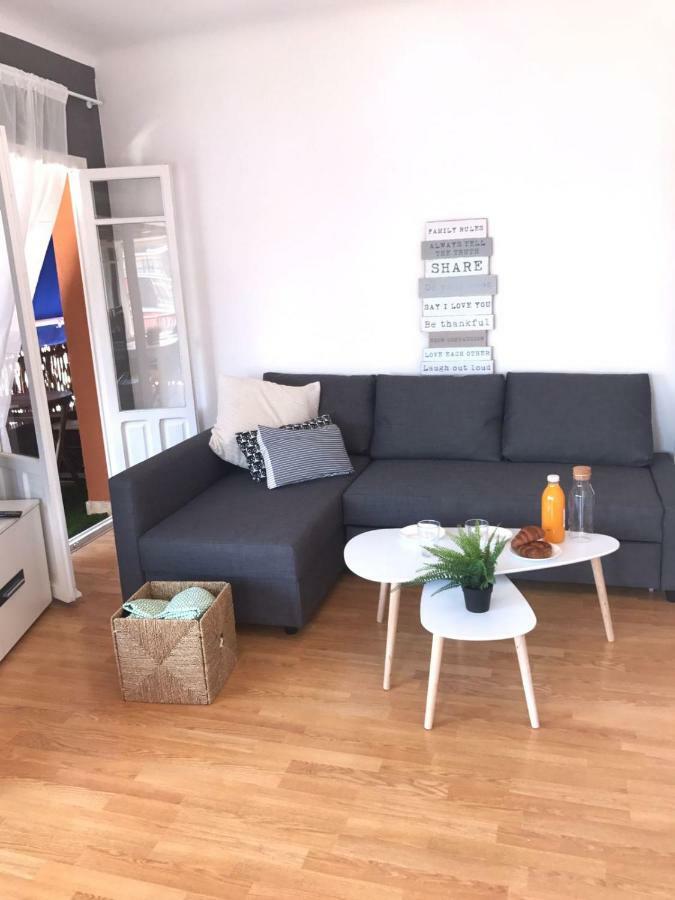 Apartamento Espacioso, Luminoso, Coqueto, Muy Centrico Y Totalmente Reformado En 2024 *