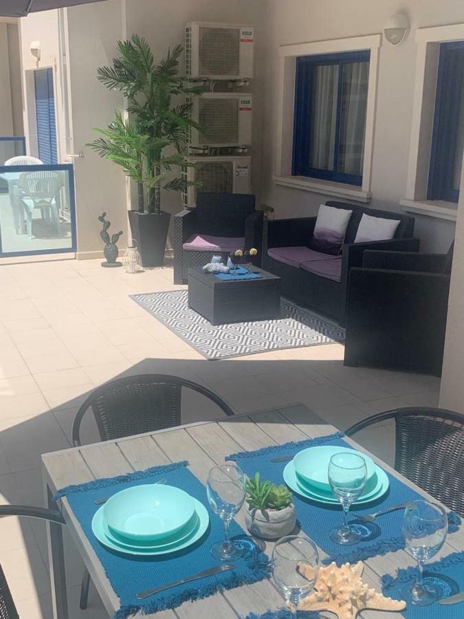 Hills Blue Apartment *