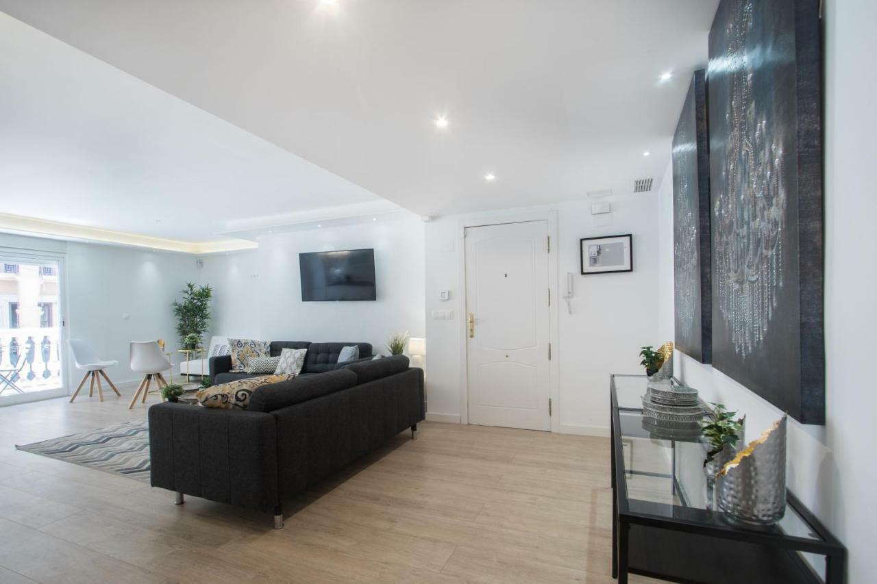 Stylish *new* In W/ 4 Bedrooms Appartement *