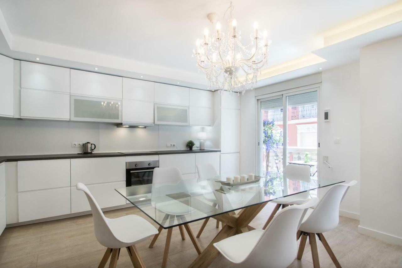 Stylish *new* In W/ 4 Bedrooms Appartement Alicante