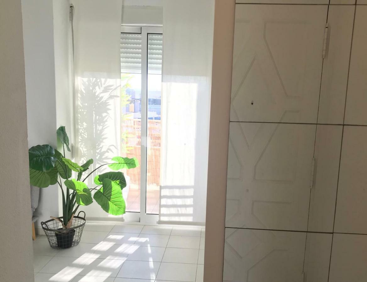 Apartamento En Centro Ciudad * Alicante