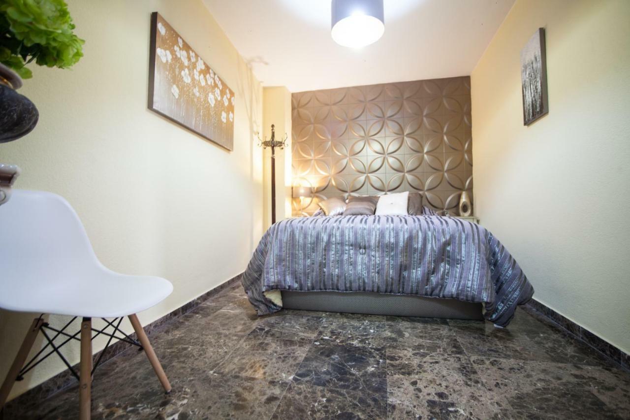 Juan Bautist Lafora, 2, Appartement