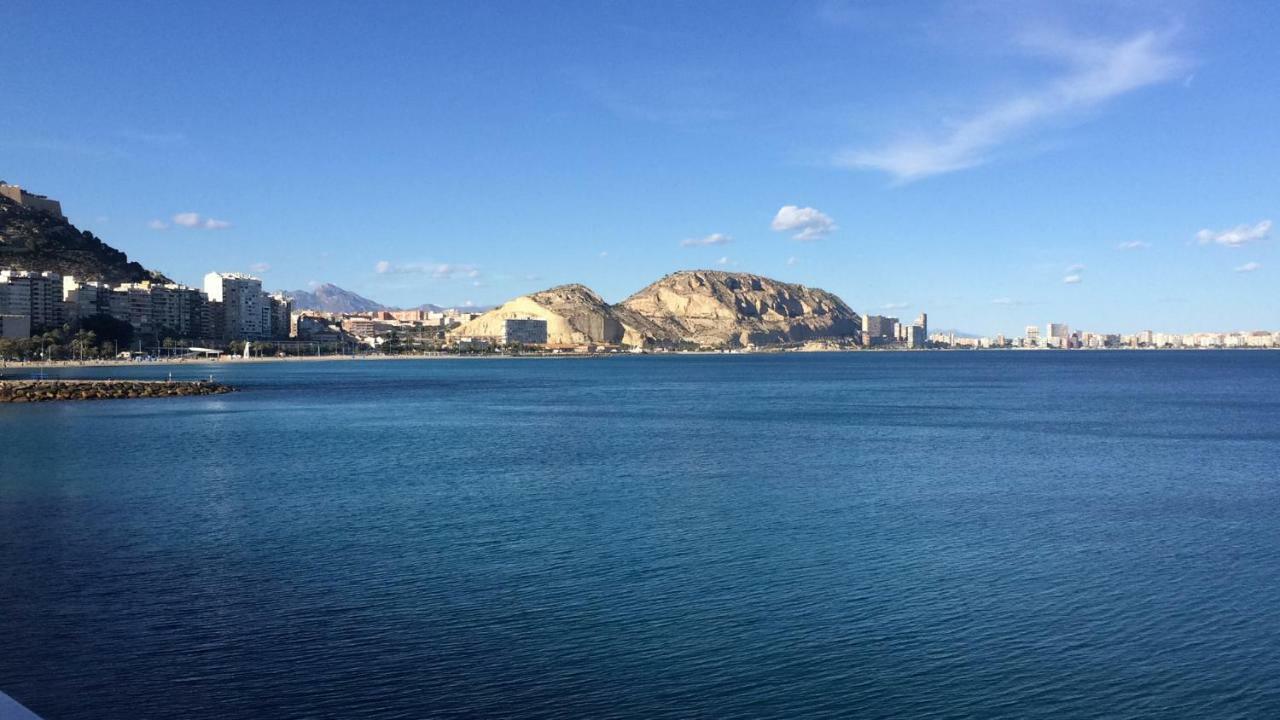Santisima Faz Huoneisto Alicante