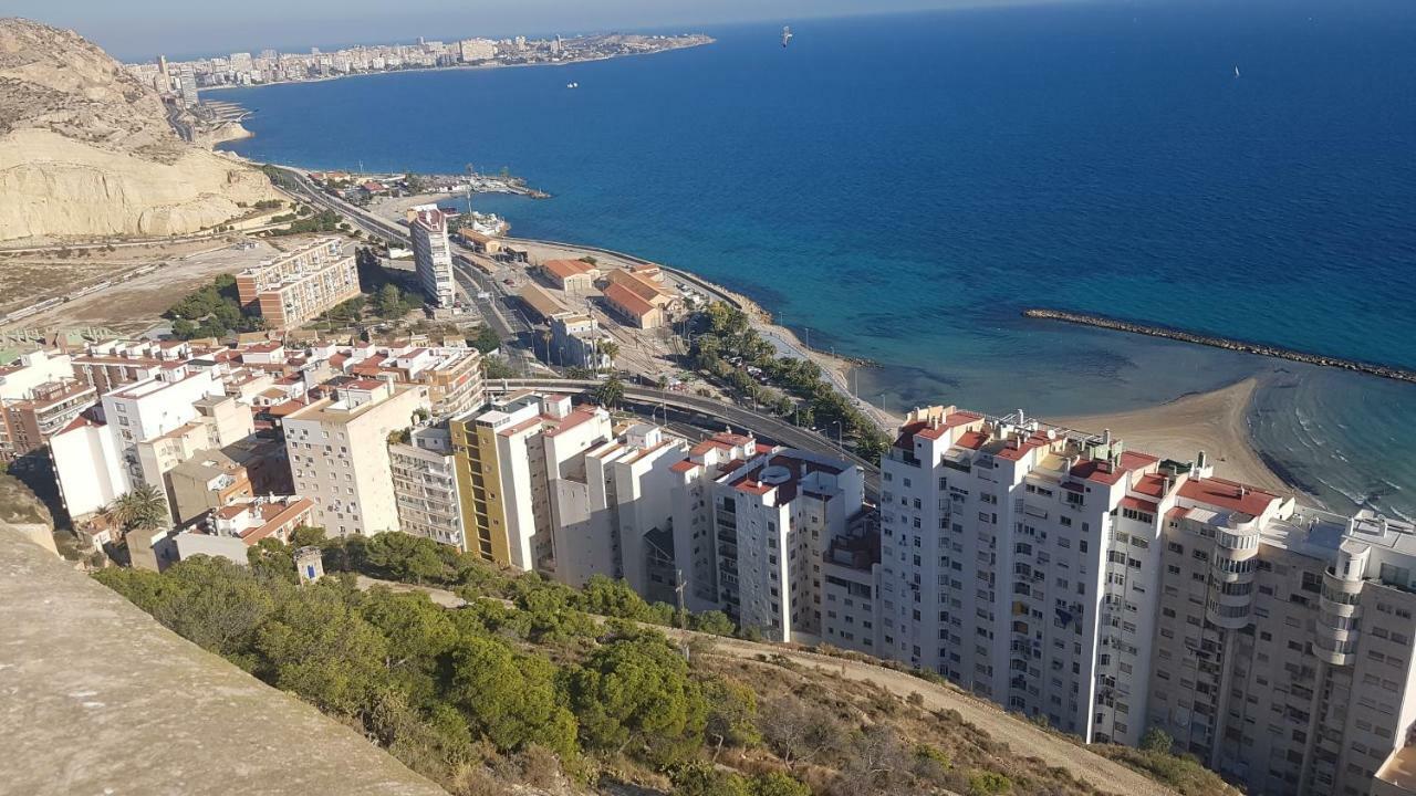 Avenida De Denia N11 Close To The Alicante