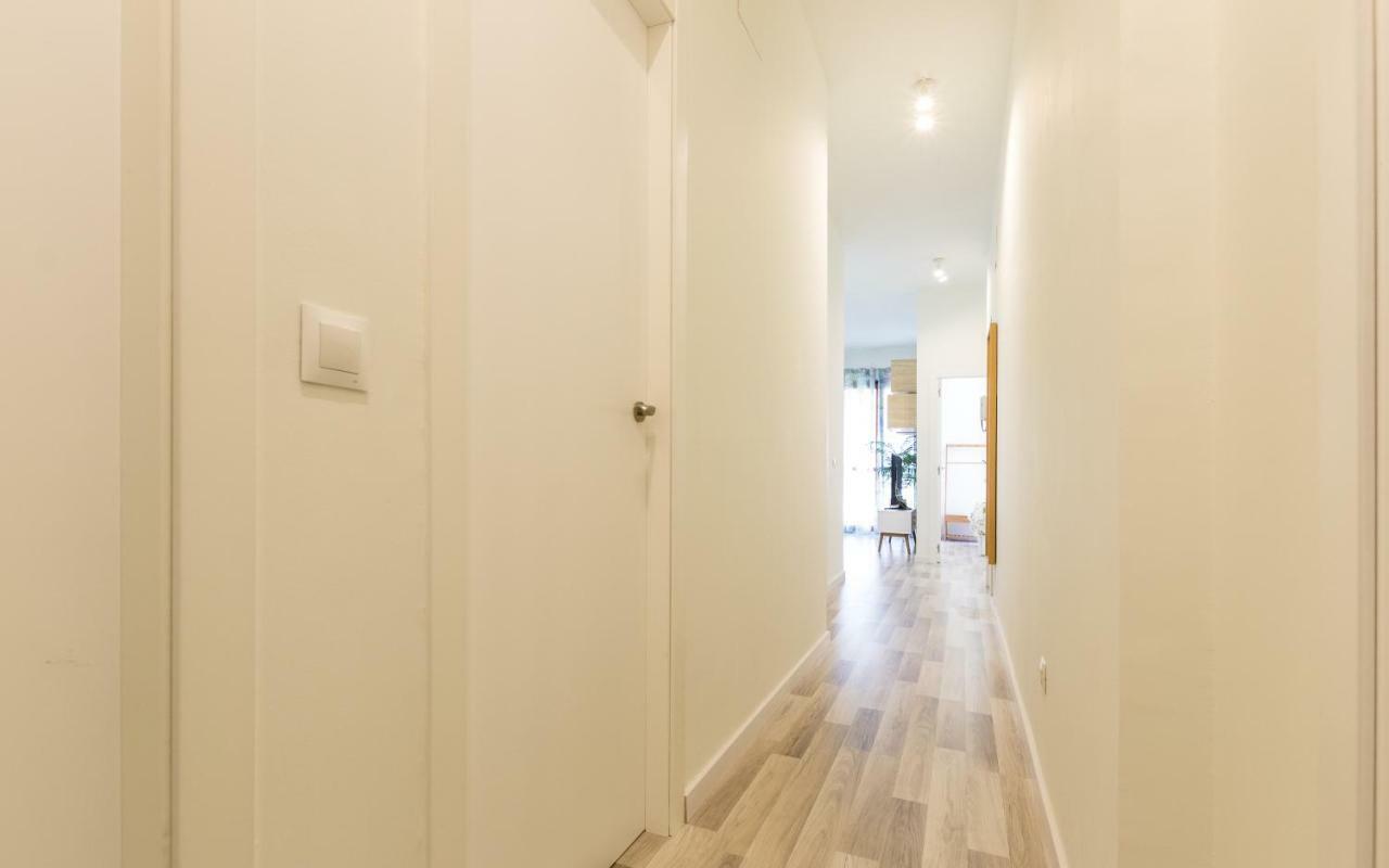 Encantador Piso Nuevo En El Centro De Apartamento *