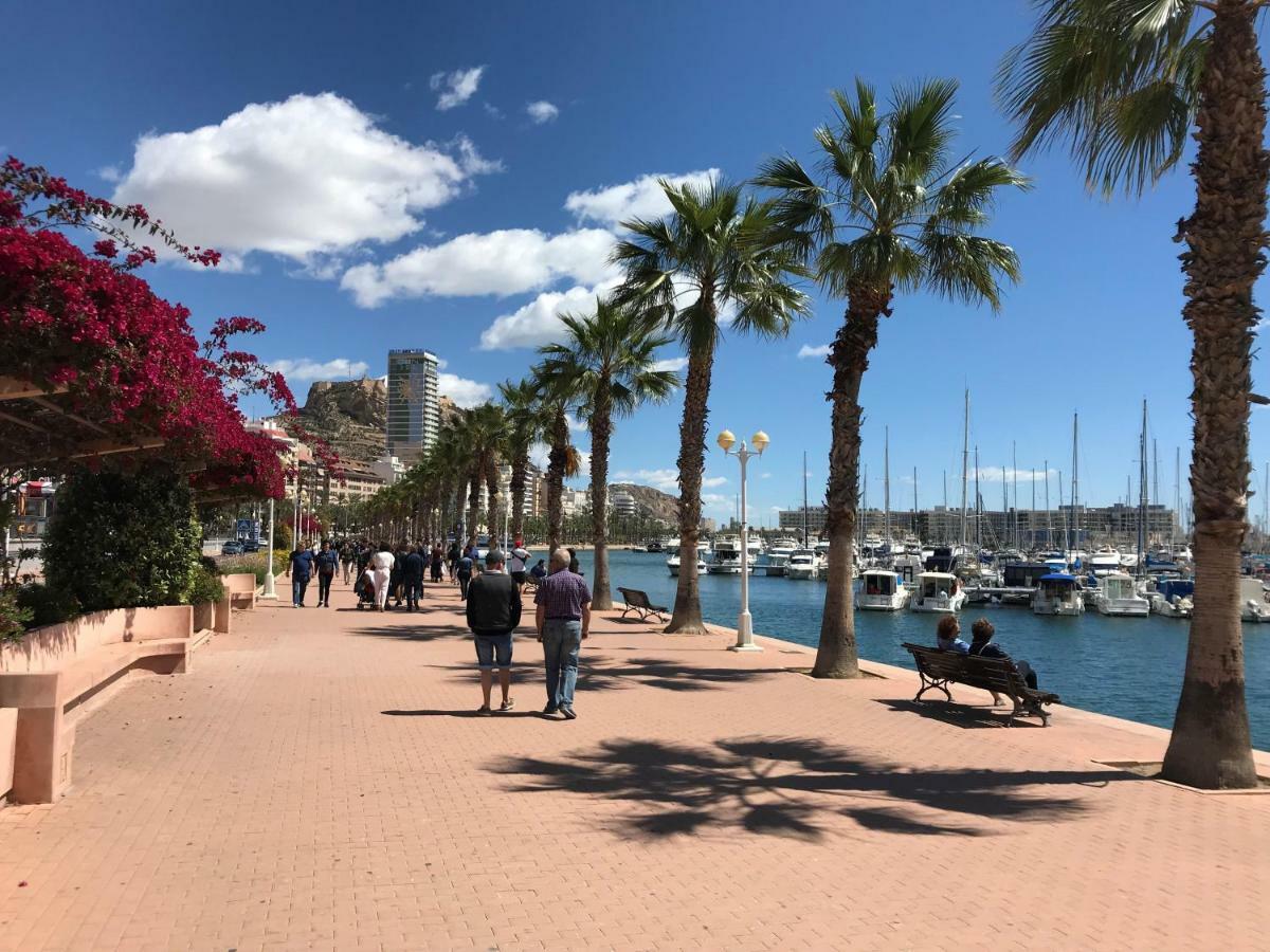 Marina - Center