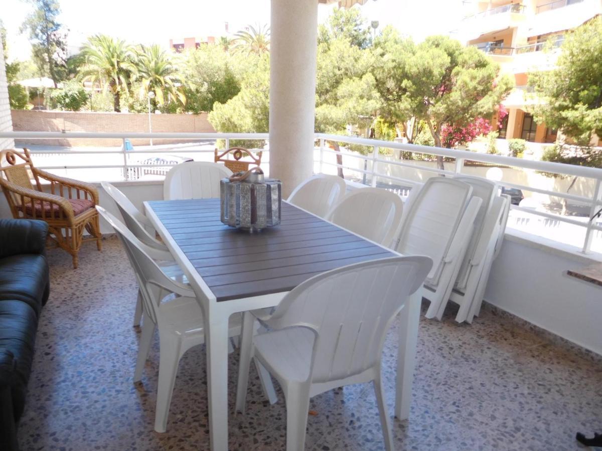 Precious In Alicante, Playa San Juan *