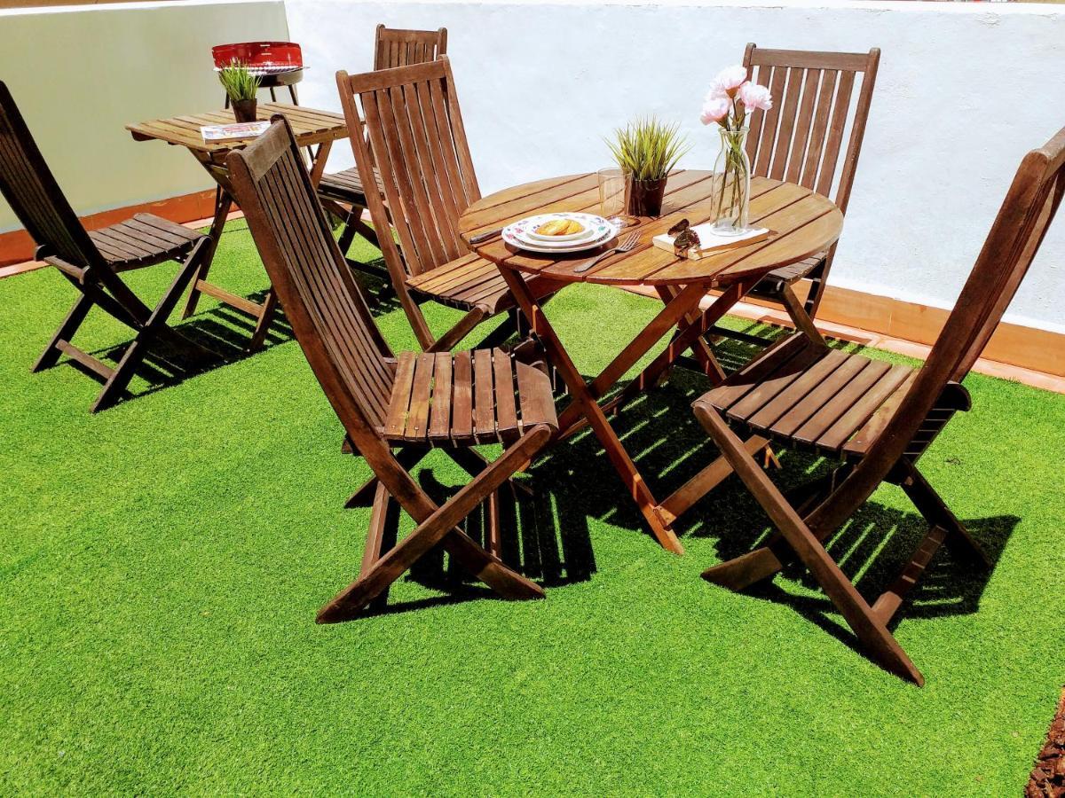 Large With Large And Sunny Terrace - Garden & Outdoor Gym , Center