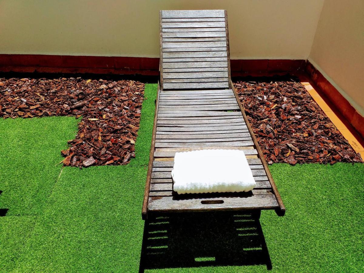 Large With Large And Sunny Terrace - Garden & Outdoor Gym , Center *