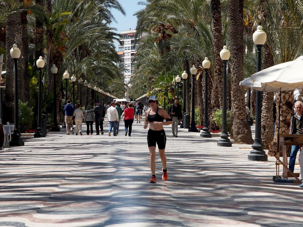 Playa A 500m En Centro Historico Alicante- Holidays B&f Huoneisto Alicante