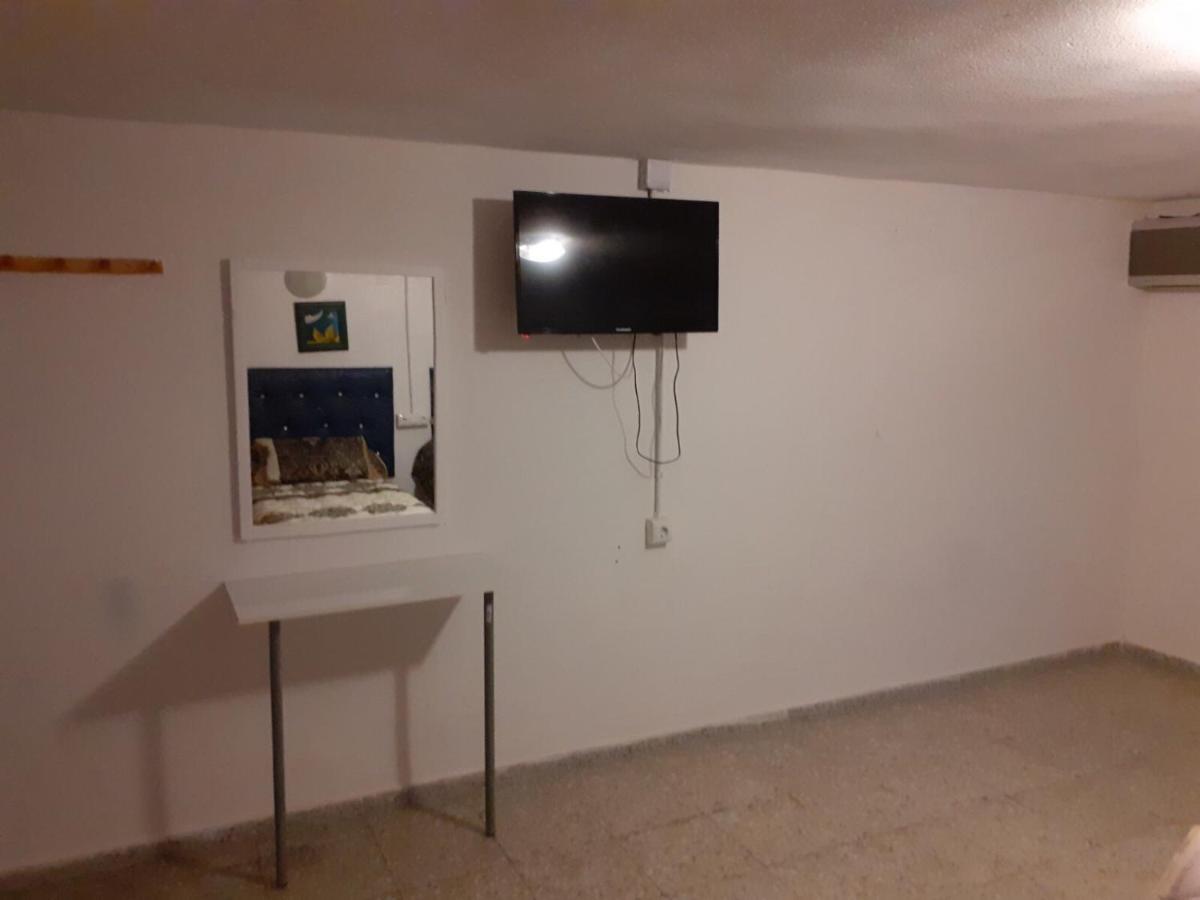 Penssion Dali Albergue *
