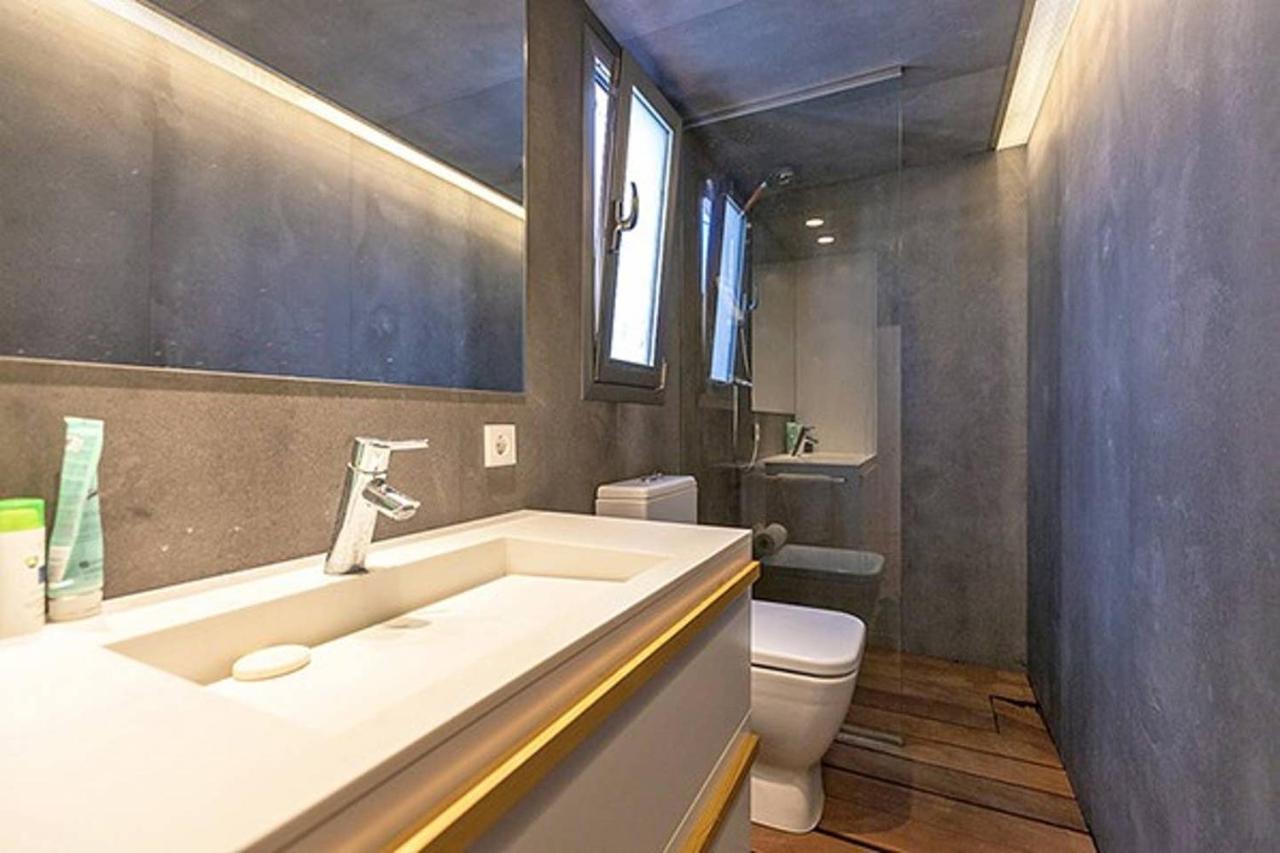 Alc - Stylish With Fantastic Terrace, Old Town Apartment