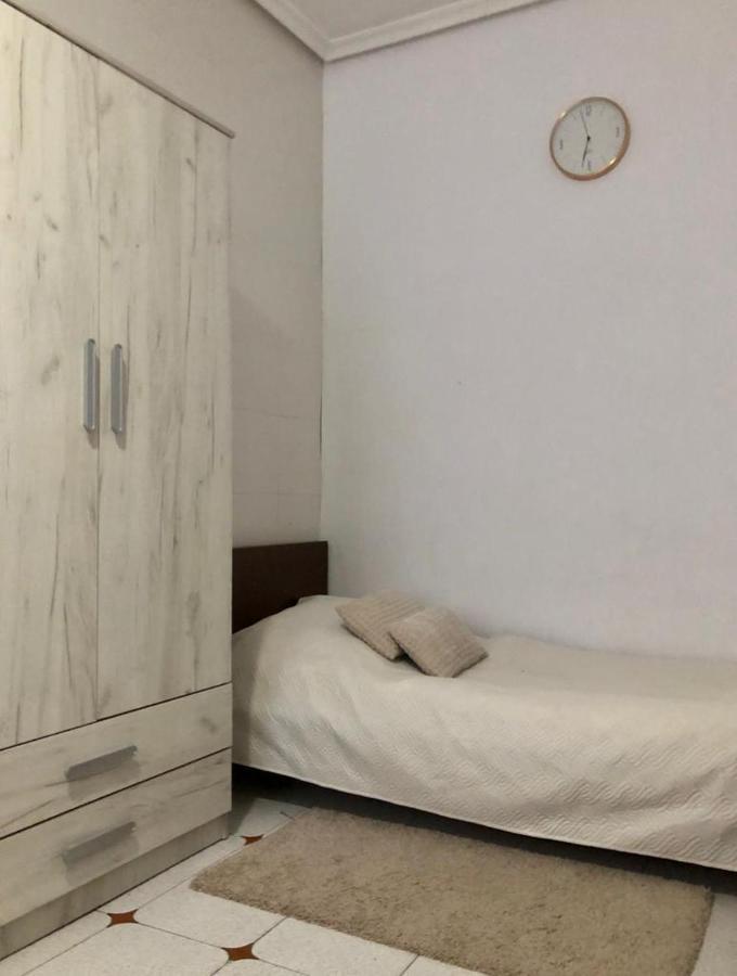 Apartment Big With Unique Patio Near Santa Barbara Castle