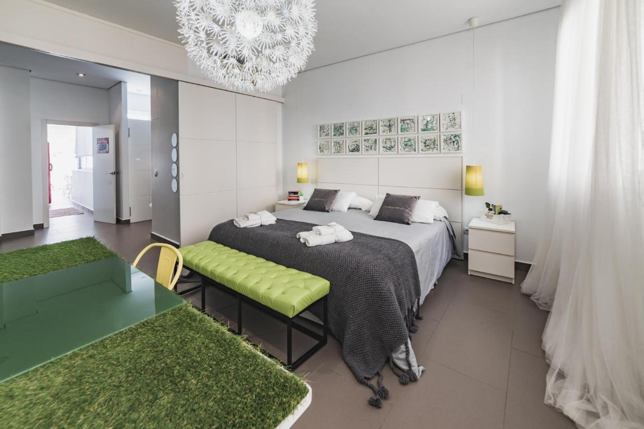 & Urban Attic Huoneisto