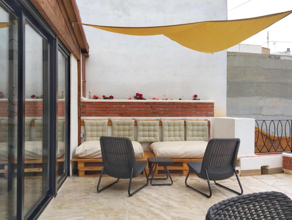 Hostelli Numero Trece - Free Towels, Coffee & Tea, Remote Check-in (adults Only) *