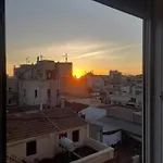 Apartamento Centrio, Teatro