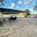 Estudio Adosado Acogedor Con Jardin, Barbacoa Y Parking Privado
