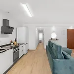 Serene Urban Retreat With Ac And Wifi