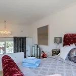 Villa Rosa